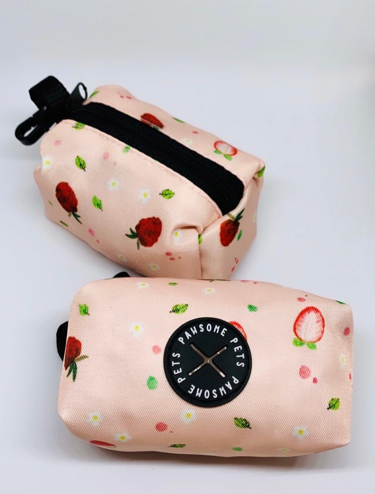 🖤 Heavy-Duty Neoprene Waste Bag Holder-Strawberry
