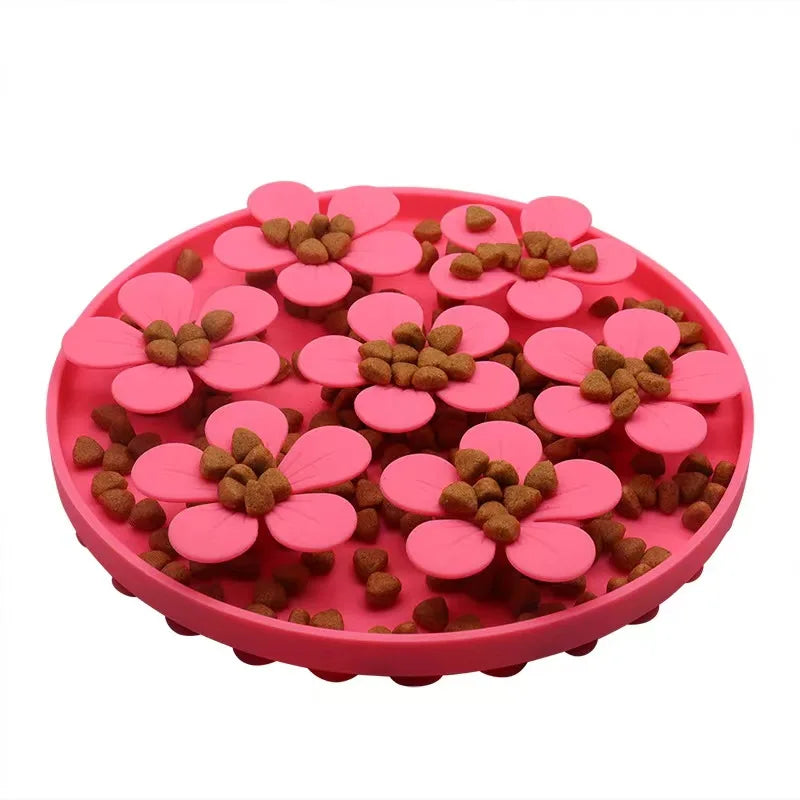 🐾 Slow Feed Silicone Mat for Dogs & Cats – Suction Cup Slow Feeder & Treat Dispenser 🍽️