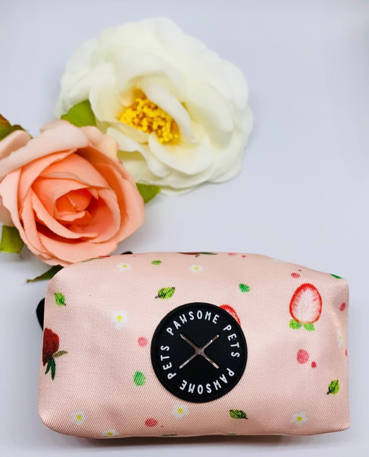 🖤 Heavy-Duty Neoprene Waste Bag Holder-Strawberry