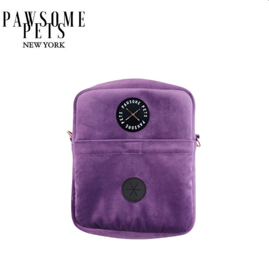 Chic Dog Walking Crossbody Bag – Treat Pocket & Hidden Dispenser