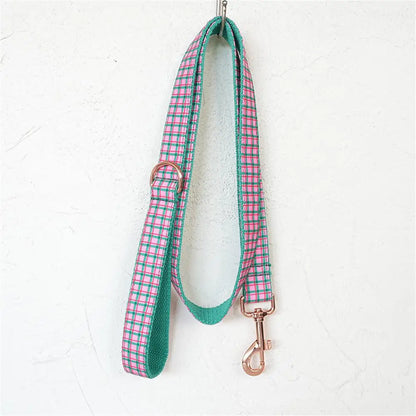 Collier pour chien personnalisé avec gravure gratuite, laisse assortie, boucle métallique à contacts personnalisés, collier à carreaux rose vert